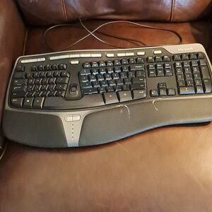 Microsoft Natural Ergonomic Keyboard 4000